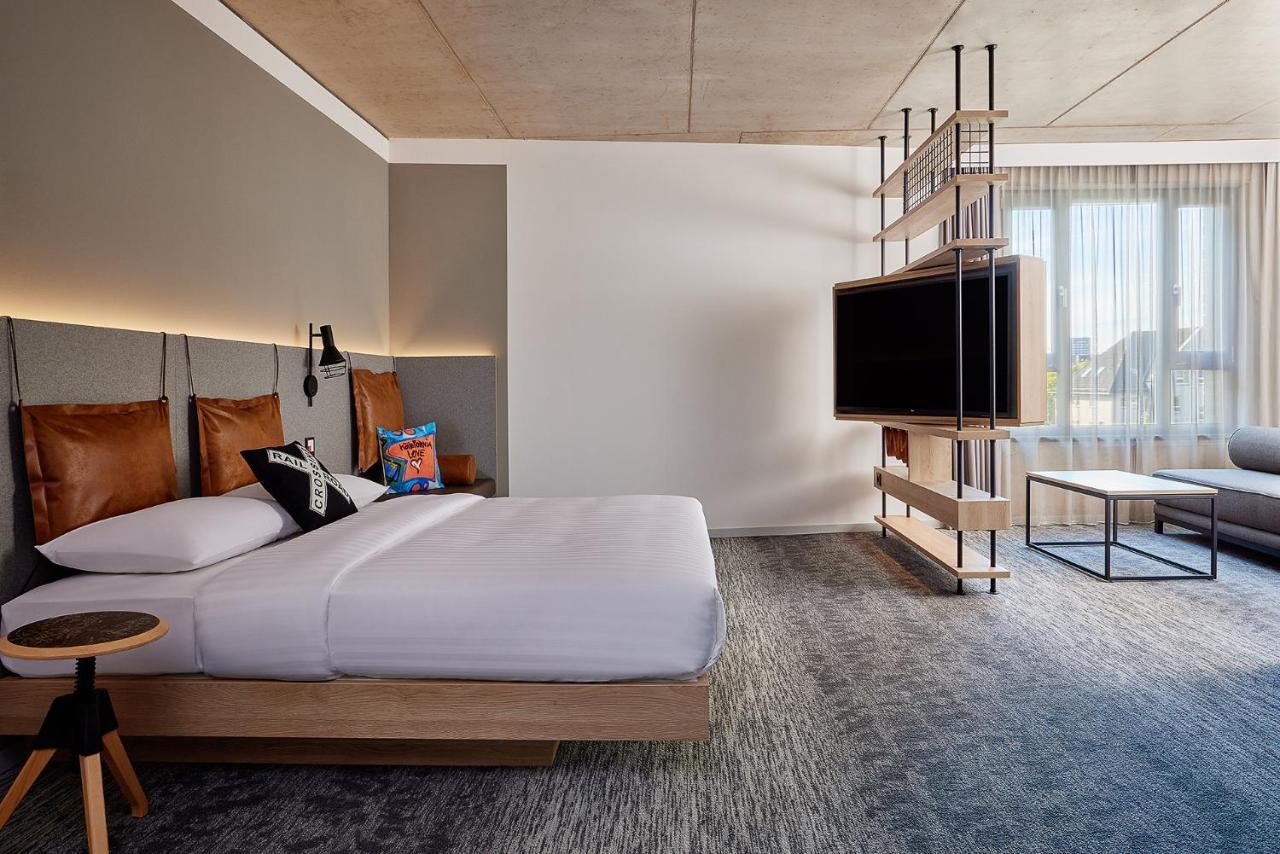 Moxy Cologne Muelheim Hotel Eksteriør billede