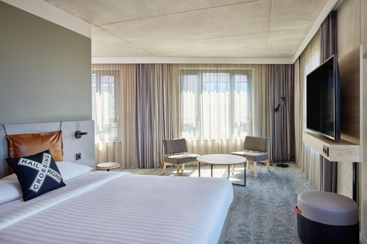 Moxy Cologne Muelheim Hotel Eksteriør billede