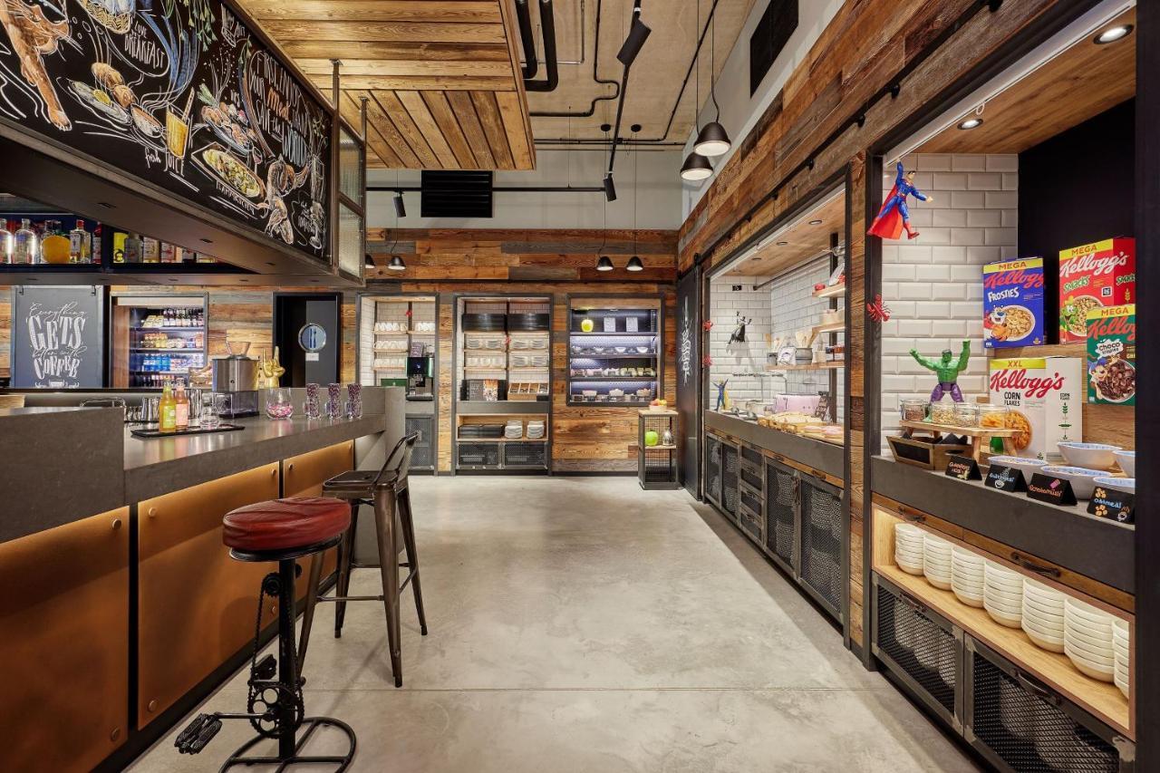 Moxy Cologne Muelheim Hotel Eksteriør billede
