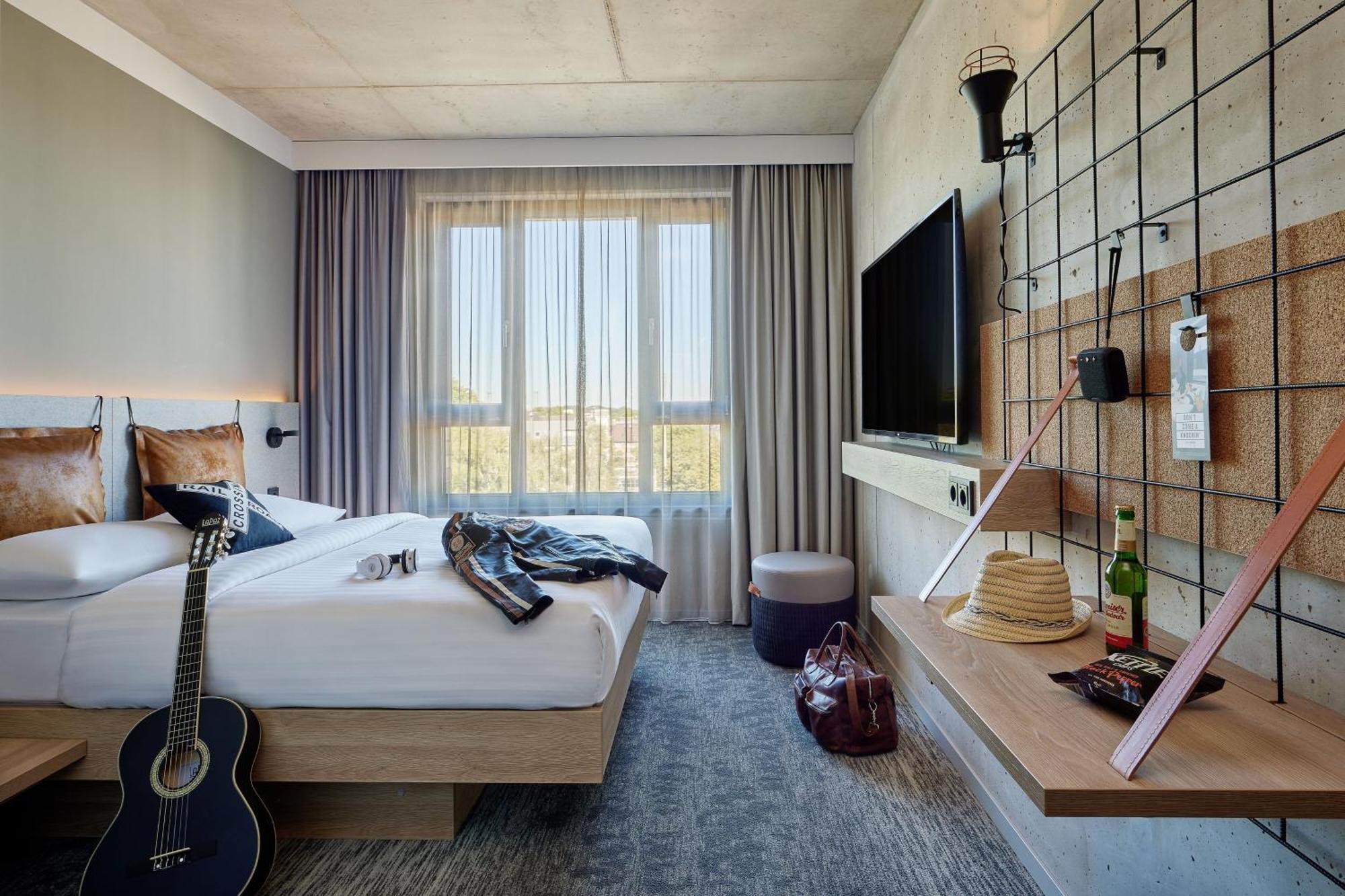 Moxy Cologne Muelheim Hotel Eksteriør billede